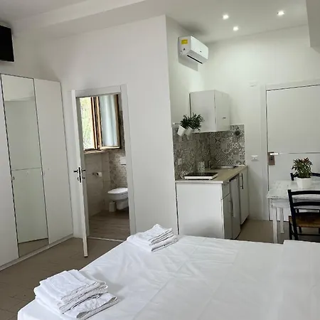 Monolocali Santa Maria Apparente فندق مبيت وإفطار