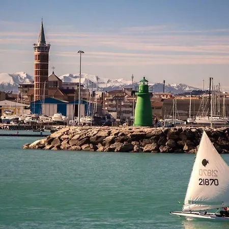 Monolocali Santa Maria Apparente فندق مبيت وإفطار 4*