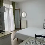 Monolocali Santa Maria Apparente Bed & Breakfast