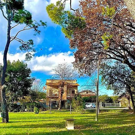Monolocali Santa Maria Apparente Bed & Breakfast Civitanova Marche