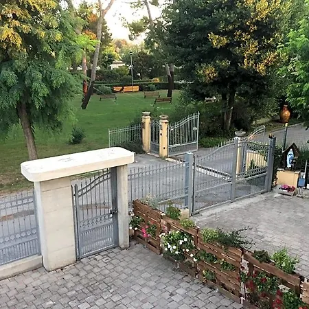 Monolocali Santa Maria Apparente Bed & Breakfast Civitanova Marche